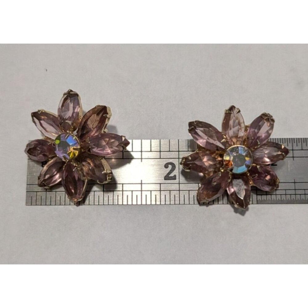 Vintage Flower Clip-On Earrings Purple Rhinestones Aurora Borealis Center - Picture 10 of 13